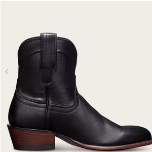 Tecovas The Penny Black Cowgirl Western Ankle Boots in Midnight Black